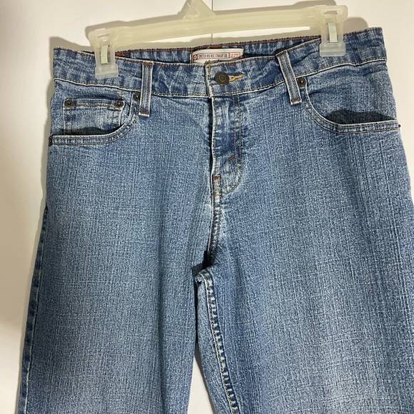 Levi’s Strauss Mid-Rise Straight Leg Misses 8 Short five pocket jeans Size 8. - Picture 6 of 15